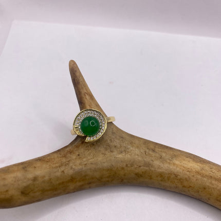 Vintage Gold Green Jade Lucky Cocktail Ring Lotus Leaf antique design, diamond look