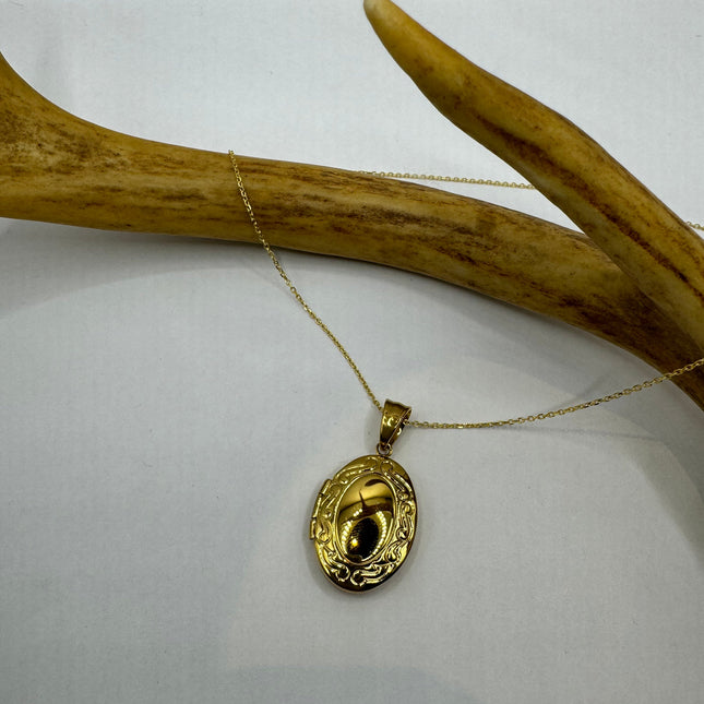 Vintage Gold Photo Locket | Tiny Etched Memory Charm Pendant | 925 Sterling Silver Delicate Chain Necklace | Perfect for Small Photos