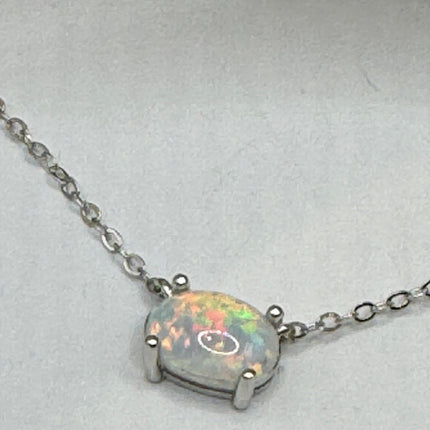 Vintage Silver Necklace | Tiny White Fire Opal Gemstone Crystal Diamond | 925 Sterling Silver Minimalist Charm Pendant Chain Necklace
