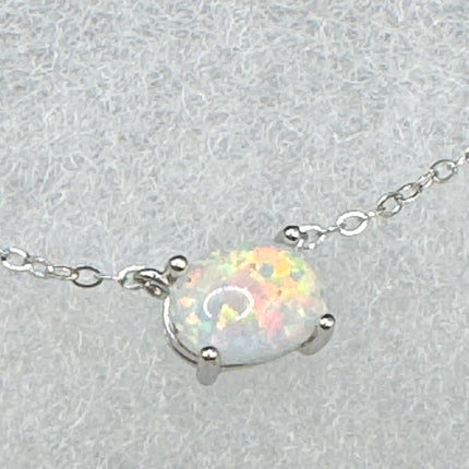 Vintage Silver Necklace | Tiny White Fire Opal Gemstone Crystal Diamond | 925 Sterling Silver Minimalist Charm Pendant Chain Necklace