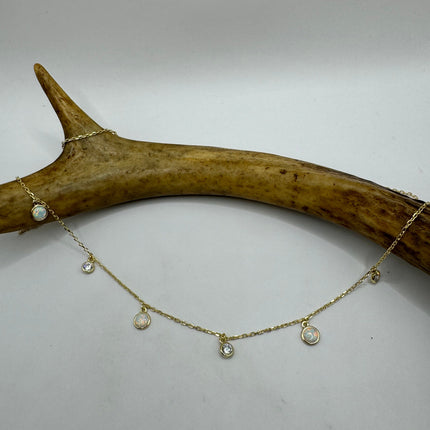 Vintage Silver Necklace | Tiny White Fire Opal Gemstone Crystal Diamond | 925 Sterling Silver Minimalist Charm Pendant Chain Necklace