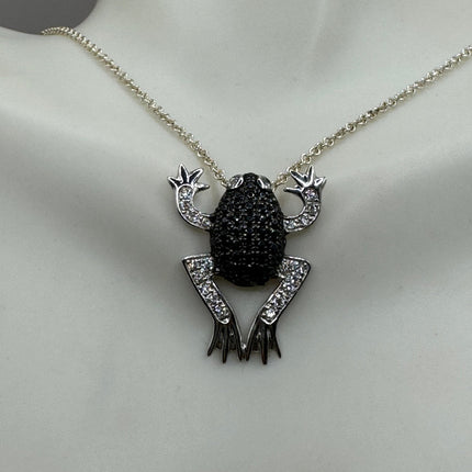 Vintage Tiny Frog Pendant on Delicate 925 Sterling Silver Necklace Pave black and white sapphires