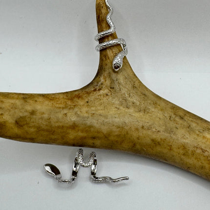 Vintage Silver Ear Cuffs | Tiny Deco Snake serpent | 925 Sterling Silver Stud Earrings | Minimalist Everyday Jewelry