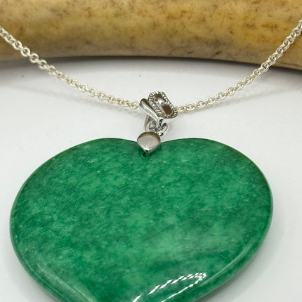 Vintage Green Jade Choker 925 Sterling Silver Necklace