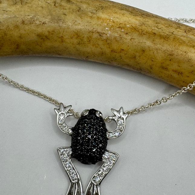 Vintage Tiny Frog Pendant on Delicate 925 Sterling Silver Necklace Pave black and white sapphires