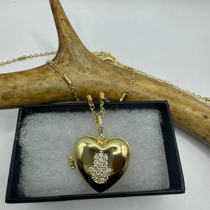 Vintage Gold Locket | Tiny Etched Heart Charm 9K GF Gold Chain | Mini Dainty Memory Pendant Necklace