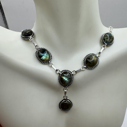 Vintage Pendant Choker Necklace | Green Labradorite Moonstone Gemstone Elegant Design | 925 Sterling Silver Statement Necklace