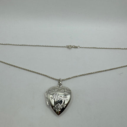Vintage Silver Locket | Mom Mother Silver Photo Memory Charm Pendant | 925 Sterling Silver Delicate Chain | Small Photo Memory Necklace