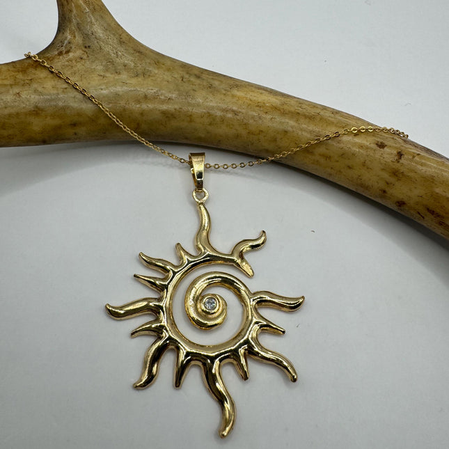 Vintage Silver Star Sun Pendant Necklace | 9k Gold Filled Star Statement Charm Necklace