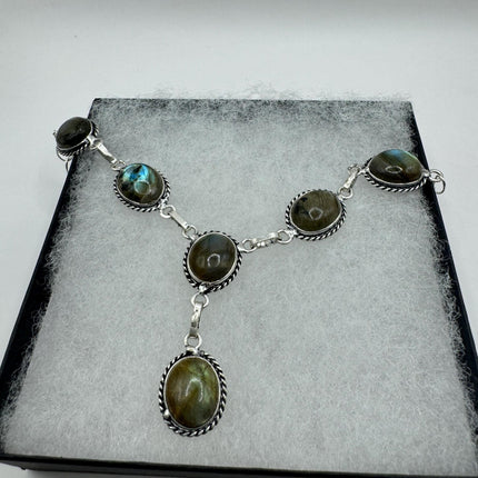 Vintage Pendant Choker Necklace | Green Labradorite Moonstone Gemstone Elegant Design | 925 Sterling Silver Statement Necklace