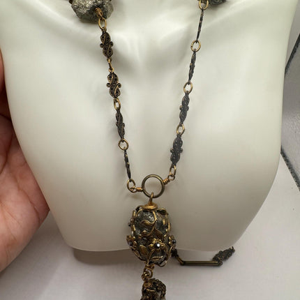 Elegant Vintage Pyrite Crystal Bronze Necklace Gold Pyrite