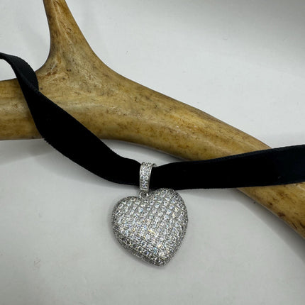 Vintage Cubic Zirconia Heart Velvet Choker - 925 Sterling Silver Necklace - Antique Design