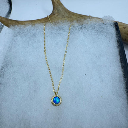 Vintage Silver Charm Necklace | Tiny White Fire Opal Star Pendant | 925 Sterling Silver Delicate Chain Necklace | Minimalist Jewelry