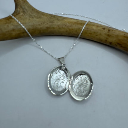 Vintage Silver Photo Locket | Tiny Etched Memory Charm Pendant | 925 Sterling Silver Delicate Chain Necklace | Perfect for Small Photos