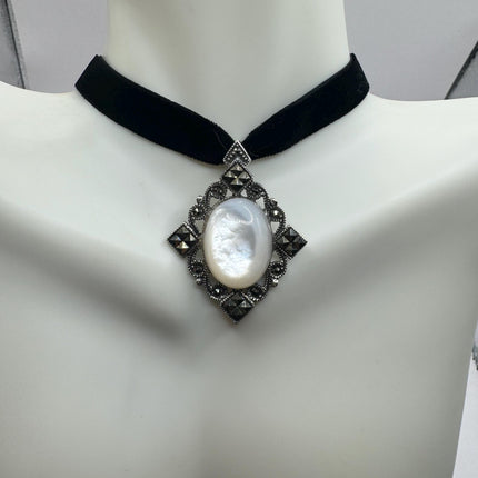 Vintage Mother of Pearl Marcasite Pendant Ribbon Choker Necklace | 925 Sterling Silver Necklace
