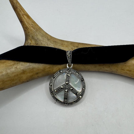 Vintage Mother of Pearl peace sign Marcasite Pendant Ribbon Choker Necklace | 925 Sterling Silver Necklace