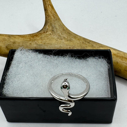Vintage Tiny Silver Snake Ring | Serpent Wedding Cocktail Ring | 925 Sterling Silver - Unique Treasure - Free US Shipping