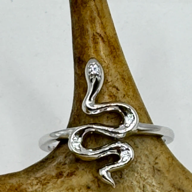 Vintage Tiny Silver Snake Ring | Serpent Wedding Cocktail Ring | 925 Sterling Silver - Unique Treasure - Free US Shipping