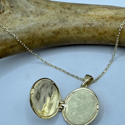 Vintage Gold Locket | Tiny Gold Coin Photo Memory Charm Pendant | 925 Sterling Silver Delicate Chain | Small Photo Mini Memory Necklace