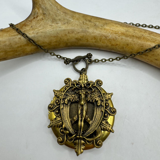 Vintage Large Chunky Gold Goddess Photo Locket Gold Memory Charm Bronze Gold Chain