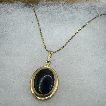 Vintage Tiny Gold Charm Necklace Black Onyx Gemstone Dainty Gold Filled Chain Necklace | Minimalist Style Crystal