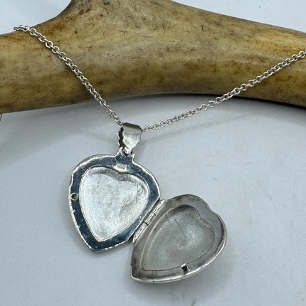 Vintage Black Onyx Silver Locket | large Heart Pendant Photo Memory Charm Etched Design | 925 Sterling Silver Chain Necklace | Holds Photo