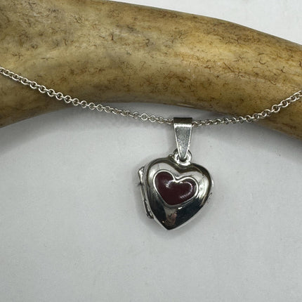 Vintage Red Carnelian Silver Locket | Small Heart Pendant Photo Memory Charm | 925 Sterling Silver Necklace