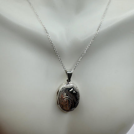 Vintage Silver Photo Locket | Tiny Etched Memory Charm Pendant | 925 Sterling Silver Delicate Chain Necklace | Perfect for Small Photos