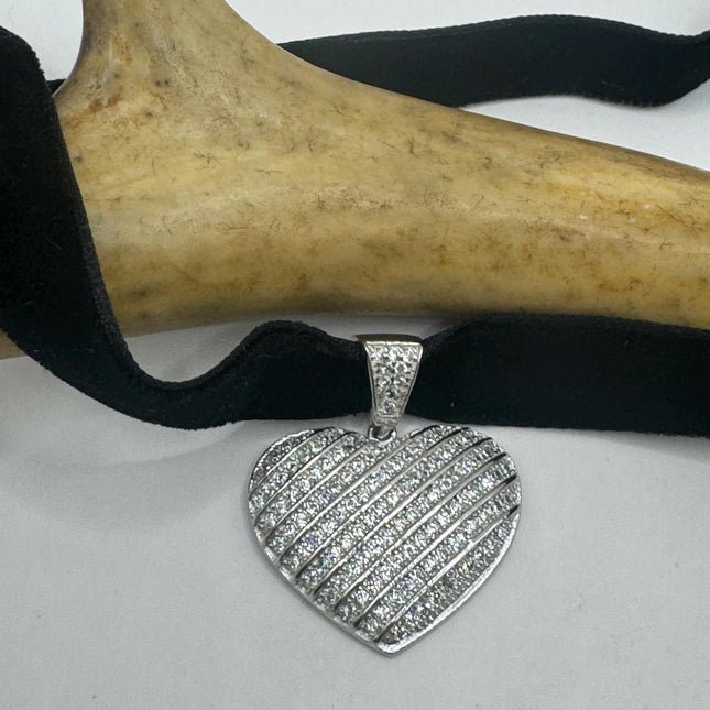 Vintage Cubic Zirconia Heart Velvet Choker - 925 Sterling Silver Necklace - Antique Design
