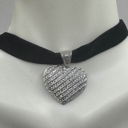Vintage Cubic Zirconia Heart Velvet Choker - 925 Sterling Silver Necklace - Antique Design