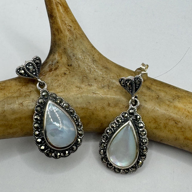 Vintage White mother of Pearl Silver Marcasite Earrings Deco | 925 Sterling Silver Earrings | Minimalist Everyday