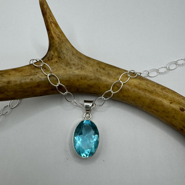 Vintage Blue topaz Necklace 925 Sterling Silver Chain Necklace | Minimalist Style Crystal