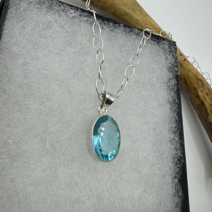 Vintage Blue topaz Necklace 925 Sterling Silver Chain Necklace | Minimalist Style Crystal