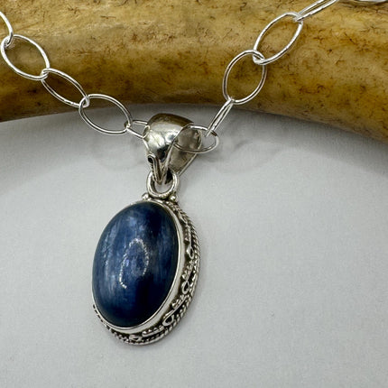 Vintage Blue Sapphire Necklace 925 Sterling Silver Chain Necklace | Minimalist Style Crystal