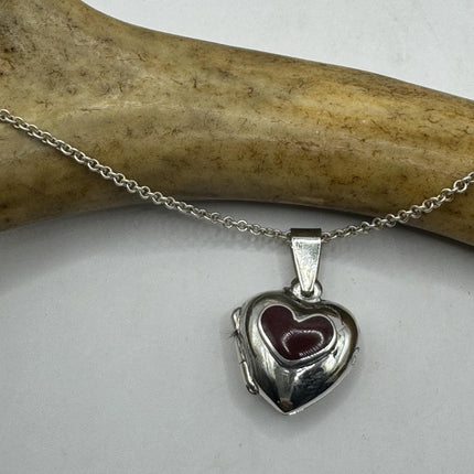 Vintage Red Carnelian Silver Locket | Small Heart Pendant Photo Memory Charm | 925 Sterling Silver Necklace