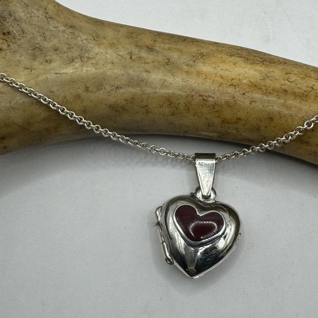 Vintage Red Carnelian Silver Locket | Small Heart Pendant Photo Memory Charm | 925 Sterling Silver Necklace