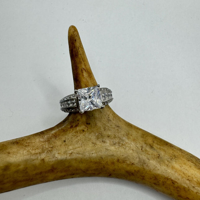 Vintage Silver Ring | Cubic Zirconia Clear Crystal Diamond Boho Cocktail | 925 Sterling Silver Antique Pave Set Wedding Band Engagement Ring