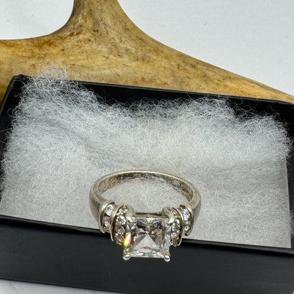 Vintage Cubic Zirconia Clear Crystal Diamond Cocktail | 925 Sterling Silver Antique Pave Set Wedding Promise Band Engagement Ring