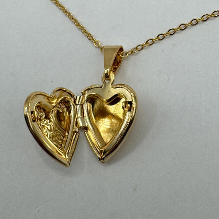 Vintage Gold Locket | Tiny Etched Heart Charm 9K GF Gold Chain | Mini Photo Dainty Memory Pendant Necklace
