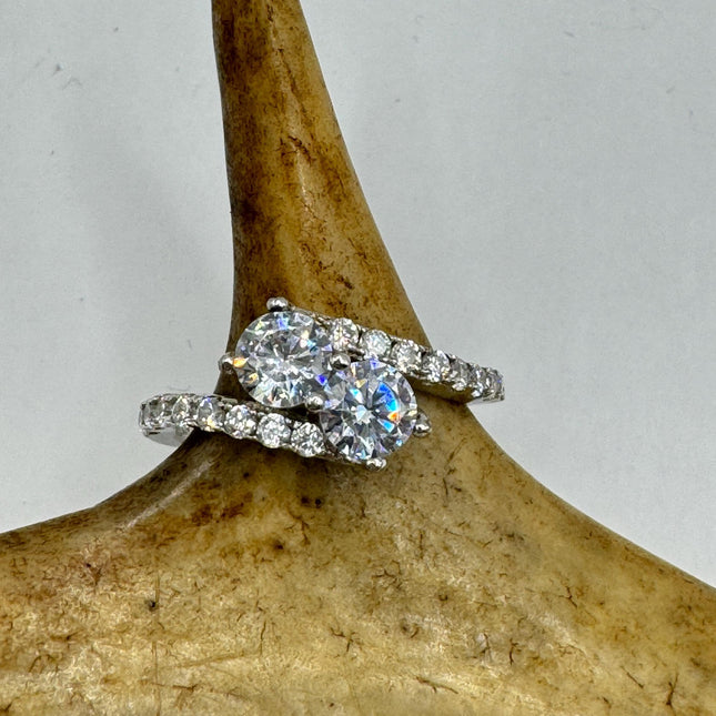 Vintage Cubic Zirconia Clear Crystal Diamond Cocktail | 925 Sterling Silver Antique Pave Set Wedding Promise Band Engagement Ring
