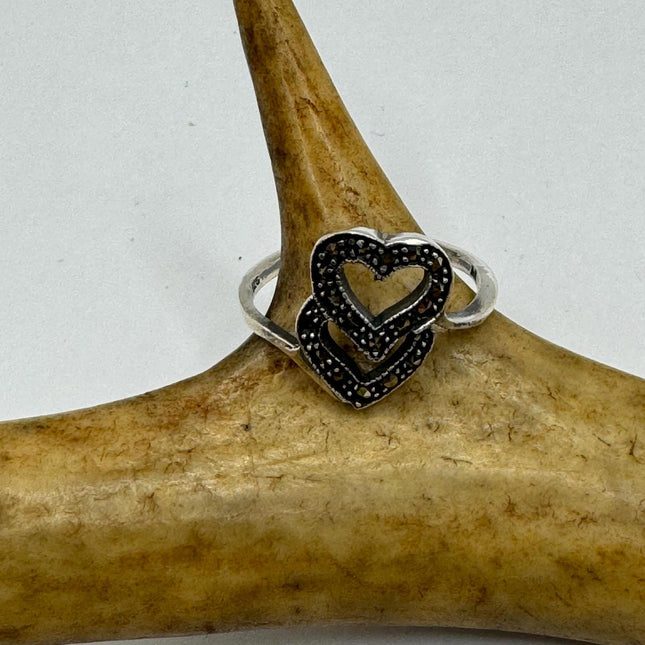 Vintage Marcasite Black Onyx Simple every day Cocktail Ring 925 Sterling Silver minimal Ring