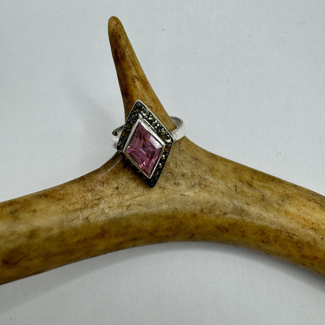 Vintage Marcasite pink ice cubic Simple every day Cocktail Ring 925 Sterling Silver minimal Ring