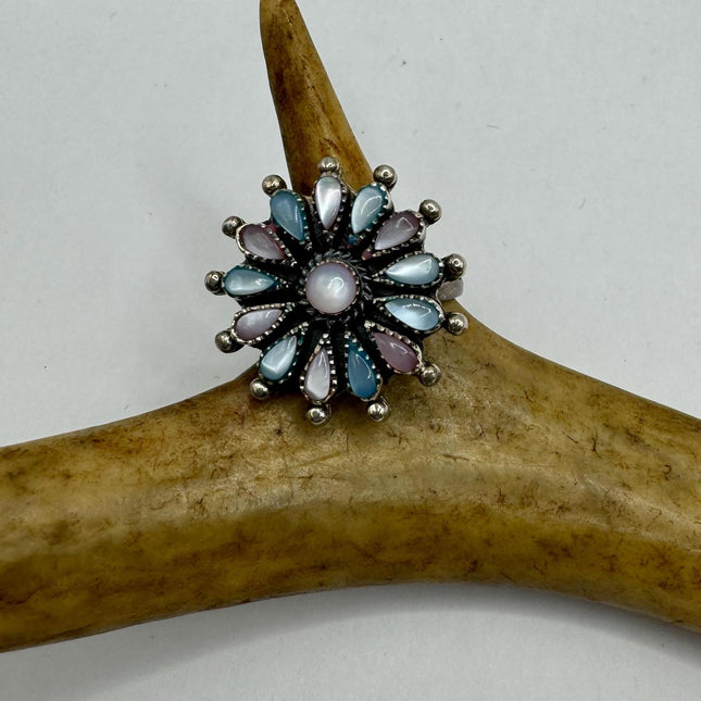 vintage pastel Mother Of pearl statement chunky Ring native American flower Engagement Wedding Band 925 Sterling Silver