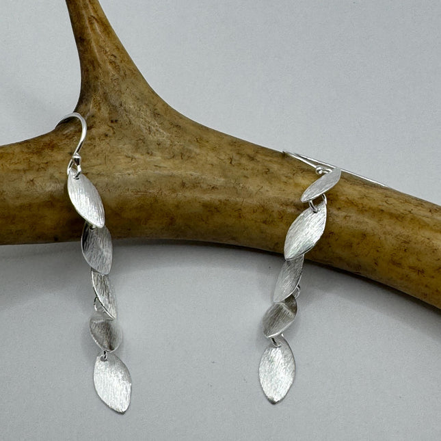 Vintage Leaf Deco 925 Sterling Silver Dangle Earrings Minimalist Simple Everyday Jewelry elegant bride accessories for wedding