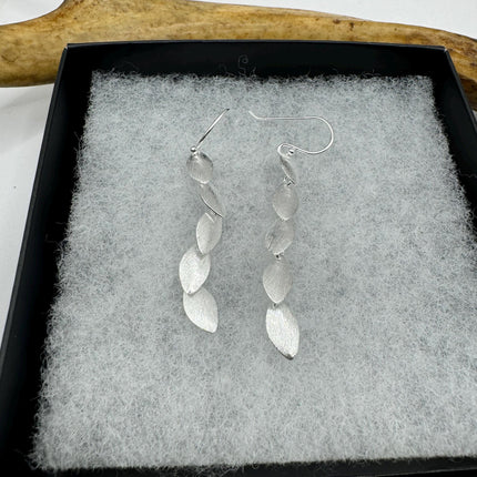 Vintage Leaf Deco 925 Sterling Silver Dangle Earrings Minimalist Simple Everyday Jewelry elegant bride accessories for wedding