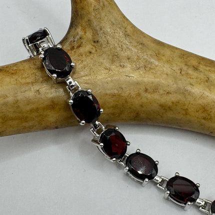 vintage deep red natural garnet gemstone 925 Sterling Silver layered stacking minimal everyday holiday