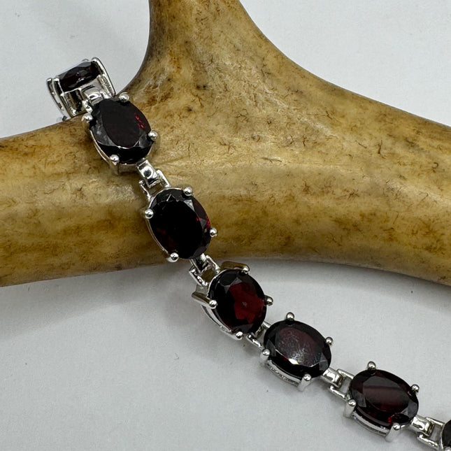 vintage deep red natural garnet gemstone 925 Sterling Silver layered stacking minimal everyday holiday