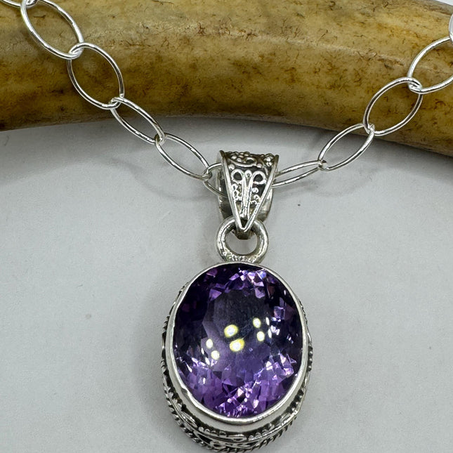 Vintage Necklace | Purple Amethyst Gemstone Dainty 925 Sterling Silver Chain Necklace | Minimalist Style Crystal