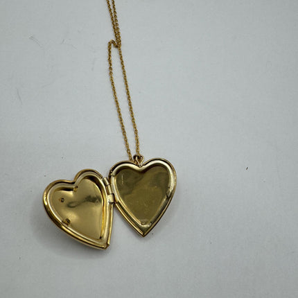 Vintage Gold Locket | Gold Filled Heart Pendant Photo Memory Charm Engraved Heart | Gold Filled Chain Necklace