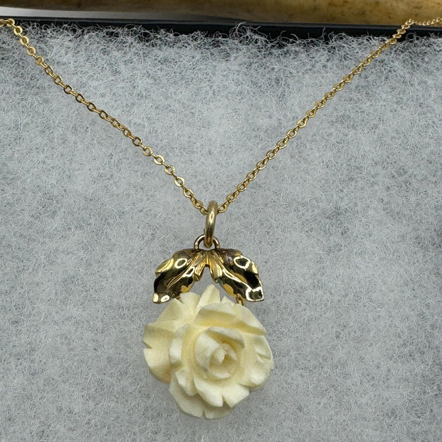 vintage Flower gold filled simple every day minimal necklace
